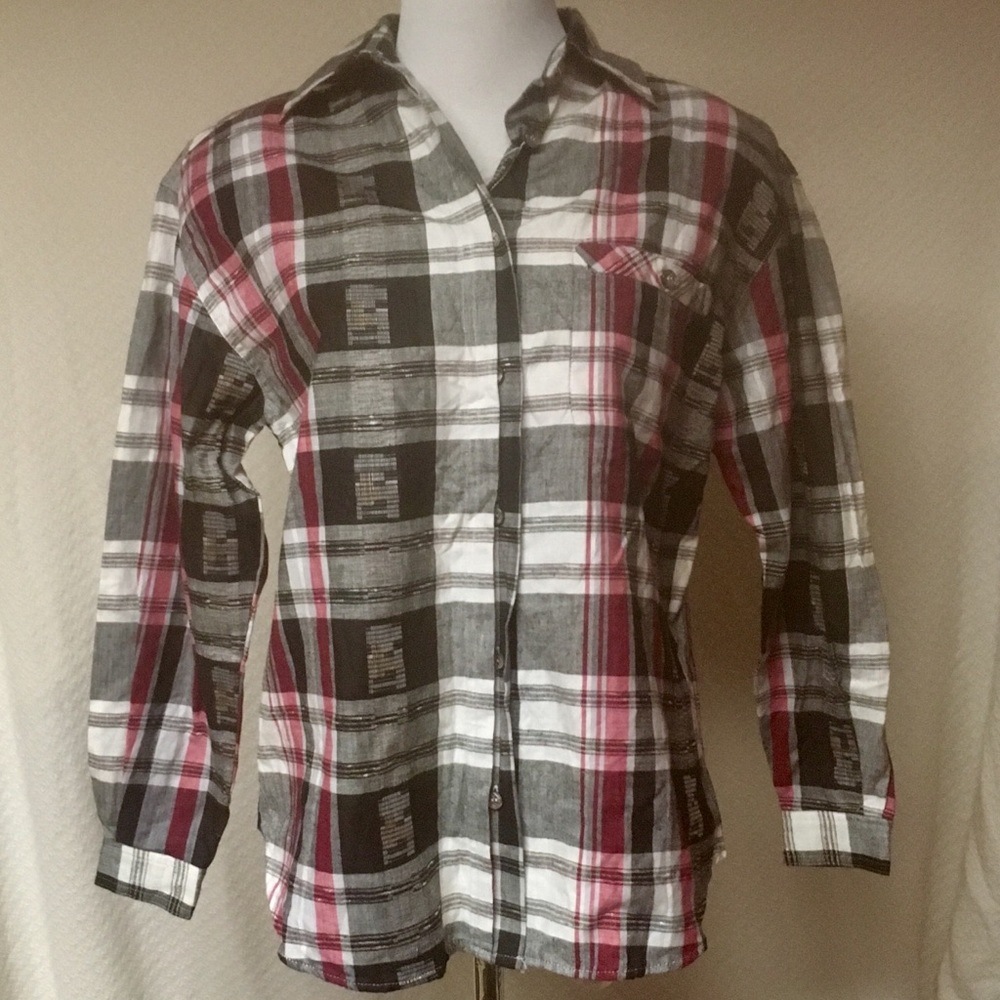 NWT Chic Schooners size S button down.